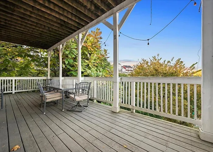 Skyline Serenity Retreat